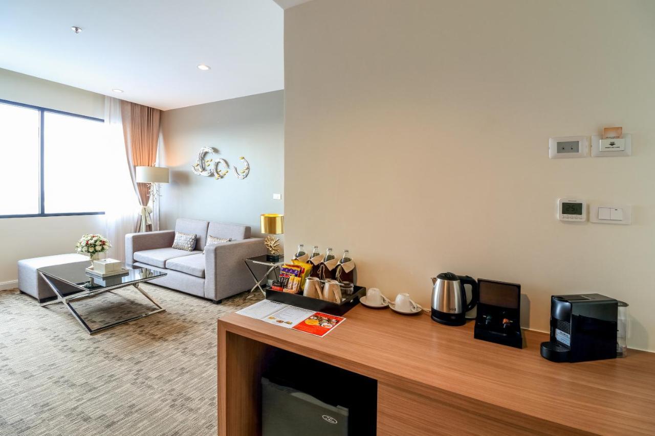 Grand Fortune Hotel Nakhon Si Thammarat Bagian luar foto