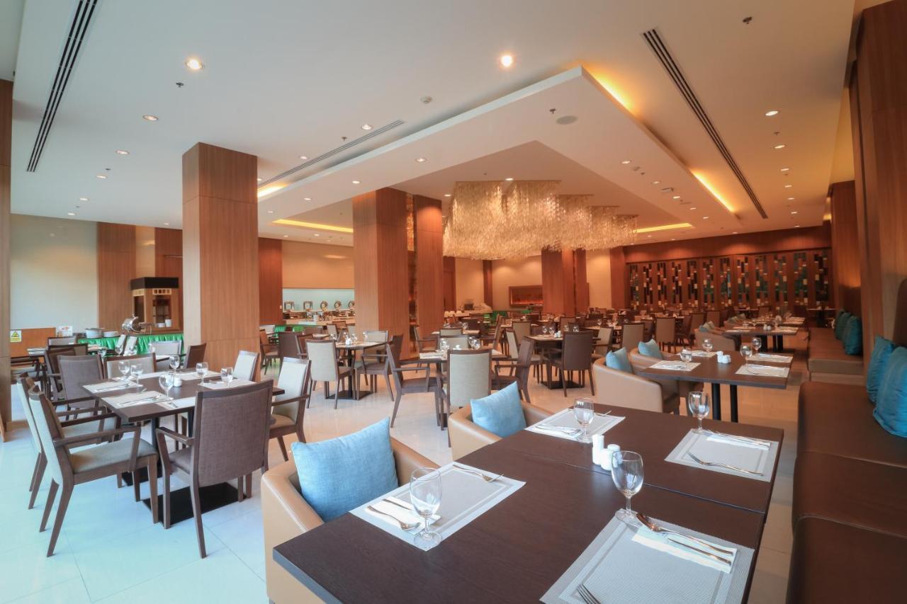 Grand Fortune Hotel Nakhon Si Thammarat Bagian luar foto