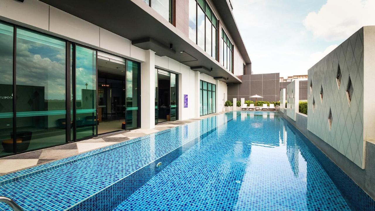 Grand Fortune Hotel Nakhon Si Thammarat Bagian luar foto