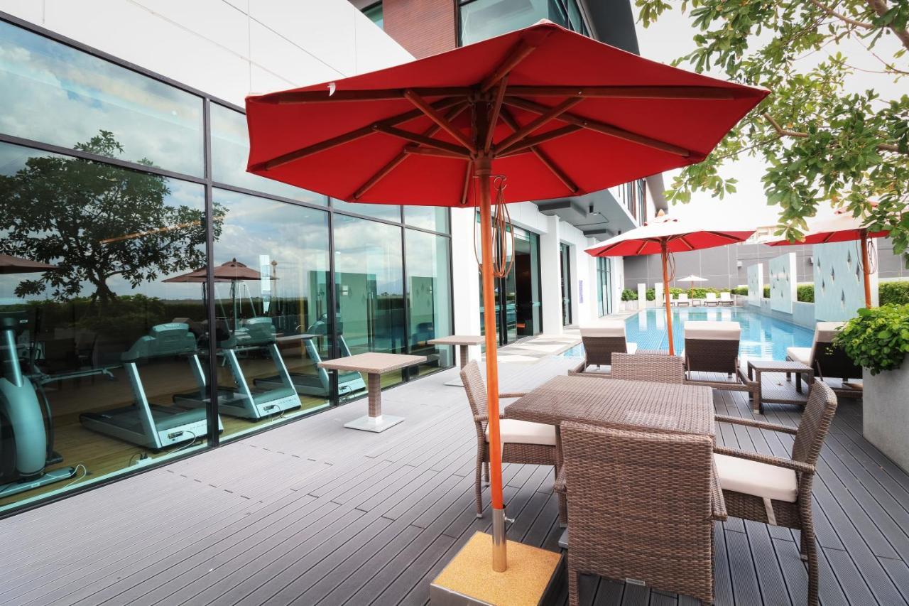 Grand Fortune Hotel Nakhon Si Thammarat Bagian luar foto